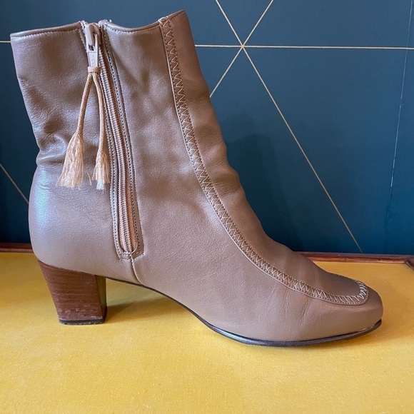 Selby Brown Ankle Boots - Picture 5 of 13